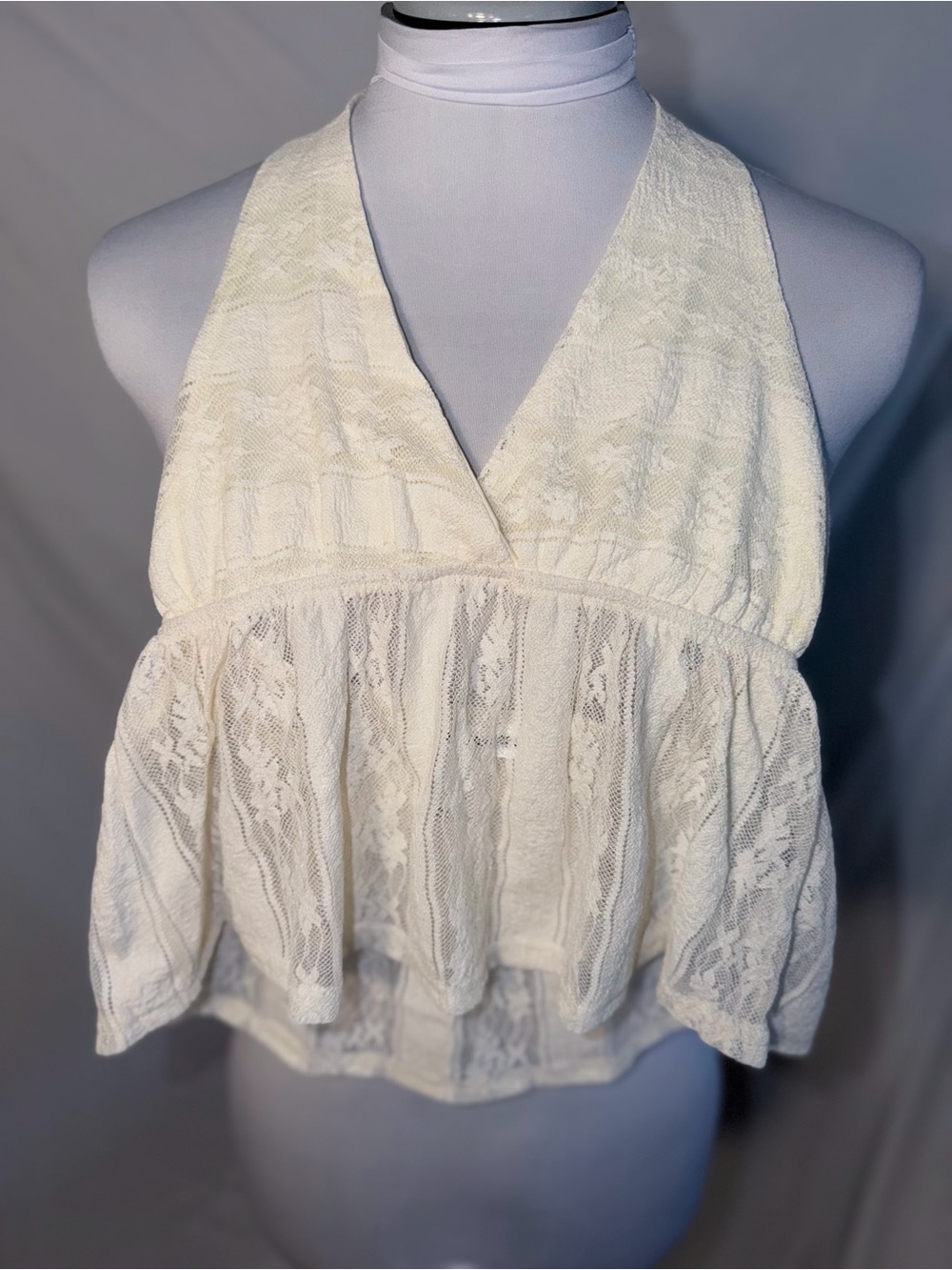 Urban Heritage lace babydoll halter top